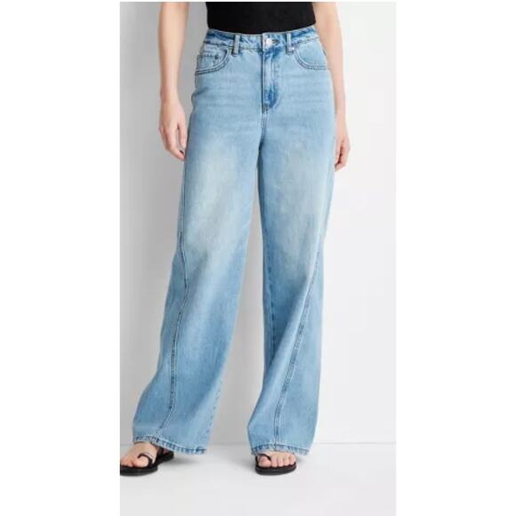 Future Collective Denim - Future Collective Wide Leg Slouchy Jeans NWT Size 6 Light Wash Denim